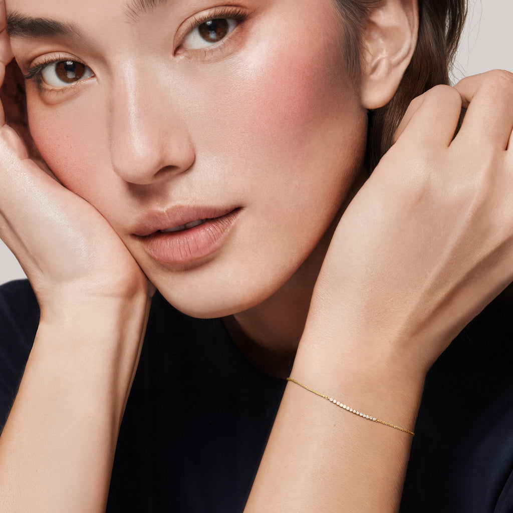 14K Gold Slim Horizontal Row Diamond Bracelet